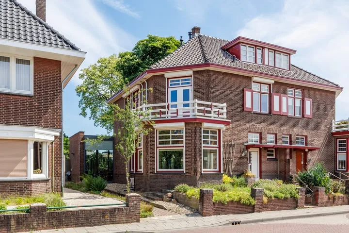 Online Woningbrochure voor https://emmastraat30.nl