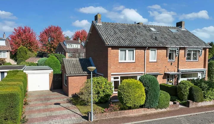 Online Woningbrochure voor https://franshalslaan18.nl