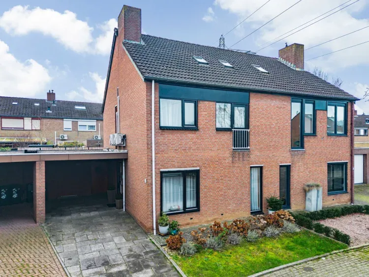 Online Woningbrochure voor https://joostvandenvondelstraat18.nl