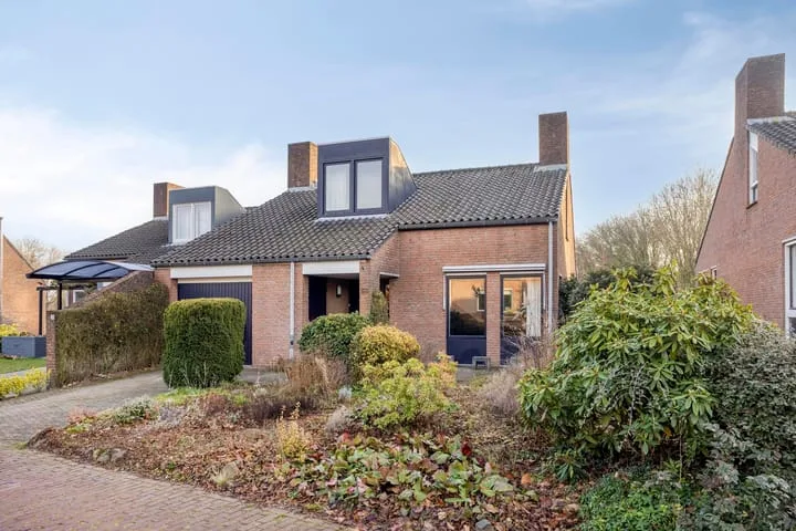 Online Woningbrochure voor https://mariamunster53.nl