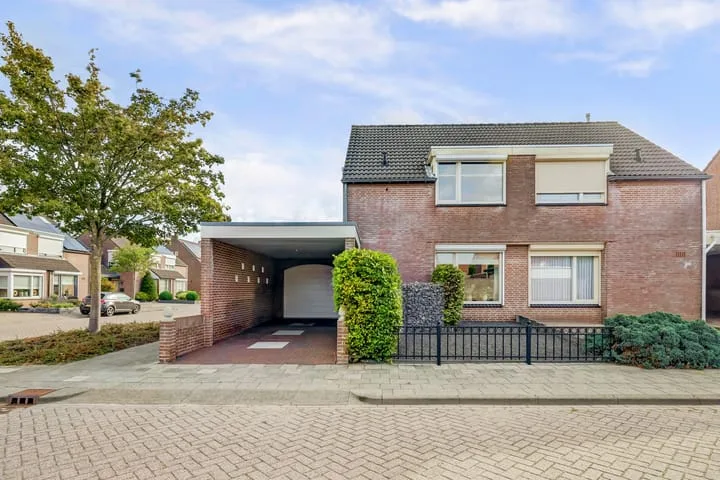 Online Woningbrochure voor https://monnikenmoer22.nl