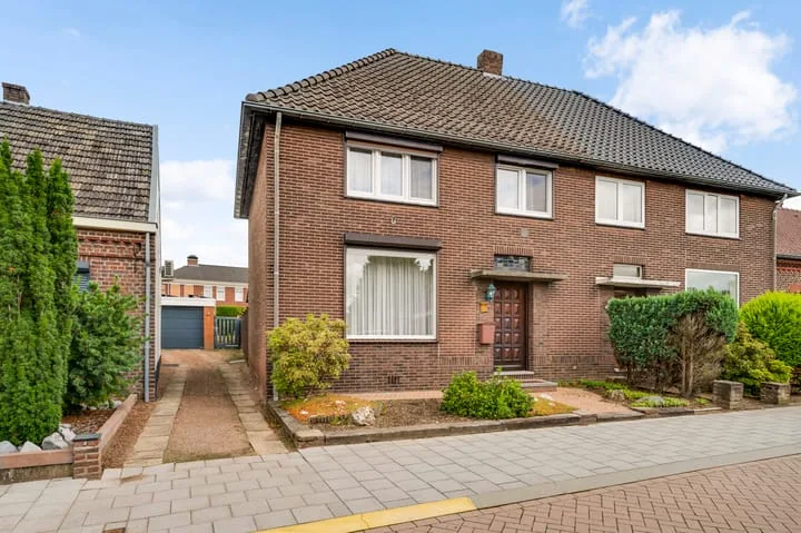 Online Woningbrochure voor https://schoolstraat9.nl
