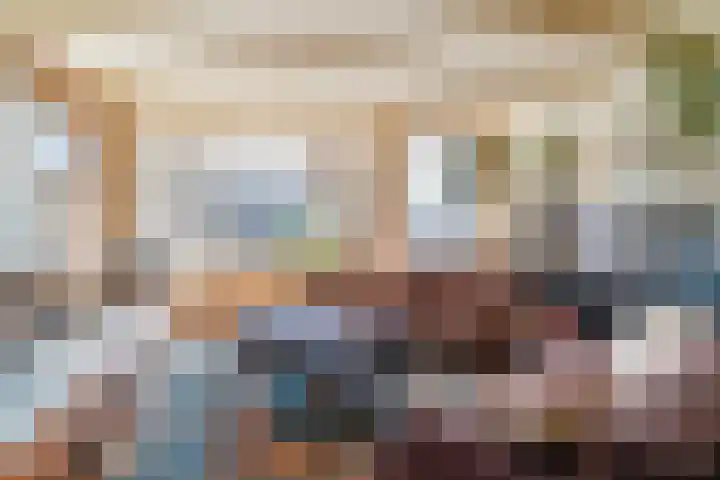 Online Woningbrochure voor https://vanhatzfeldtstraat9.nl