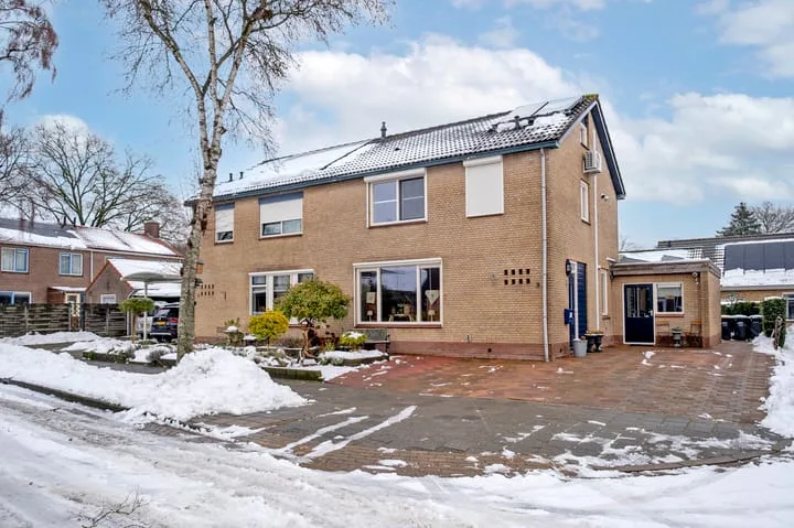 Online Woningbrochure voor https://veldkampstraat3.nl