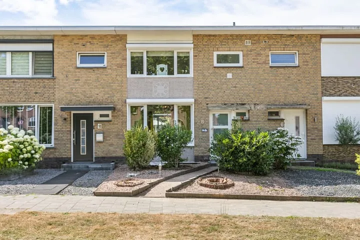 Online Woningbrochure voor https://vondelstraat8.nl