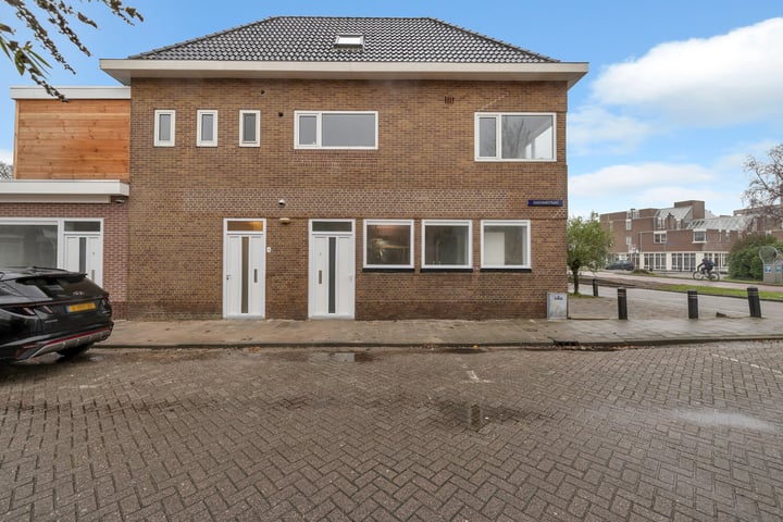 Ooievaarstraat 4 in Alkmaar foto