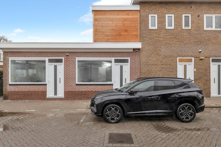 Ooievaarstraat 6 in Alkmaar foto