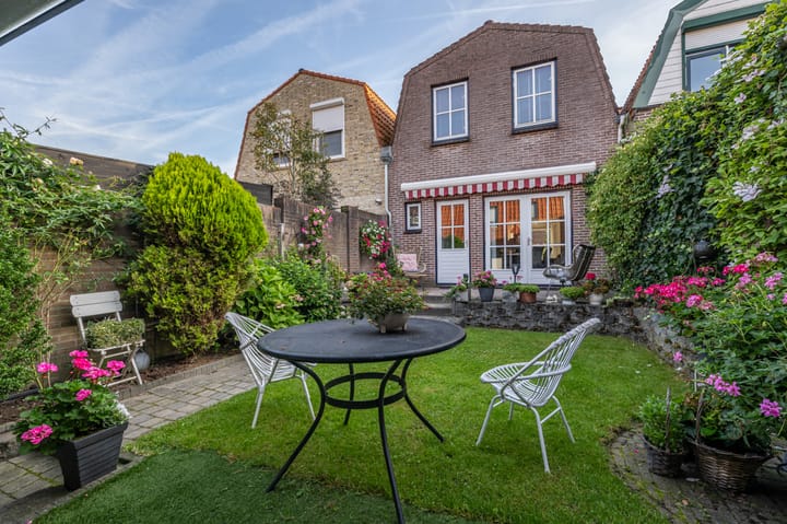 Oost Voorgors 10 in Middelharnis foto