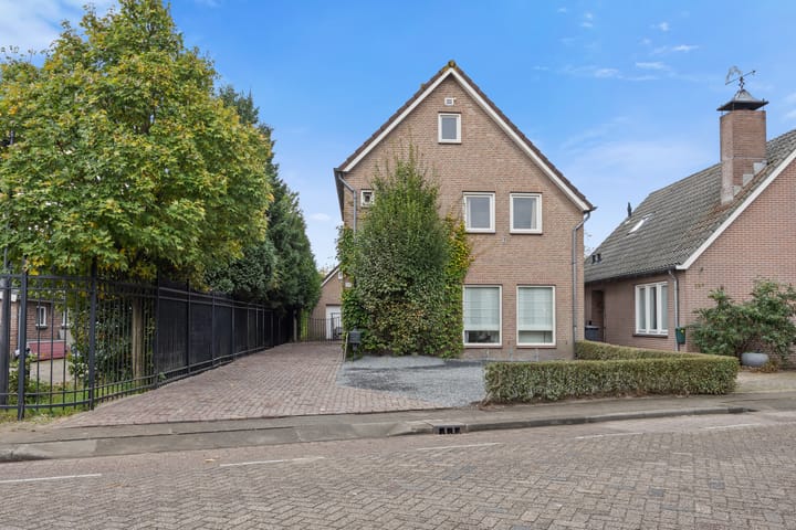 Oosteind 59 in Sprang-Capelle foto