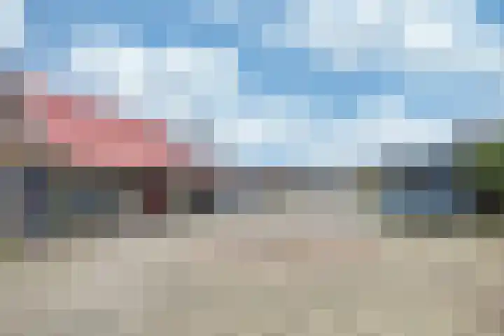 Oosteinde 10 St.-Jacobiparochie thumbnail 12
