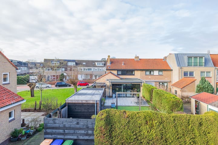 Foto van woning Oosteinderweg 13, Velsen-Zuid
