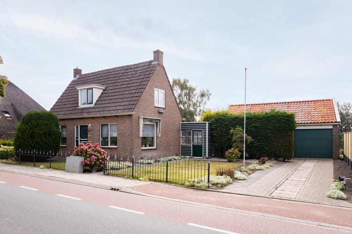 Oosteinderweg 48 in Wognum foto