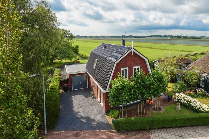 Oosteinderweg 62 in Wognum foto