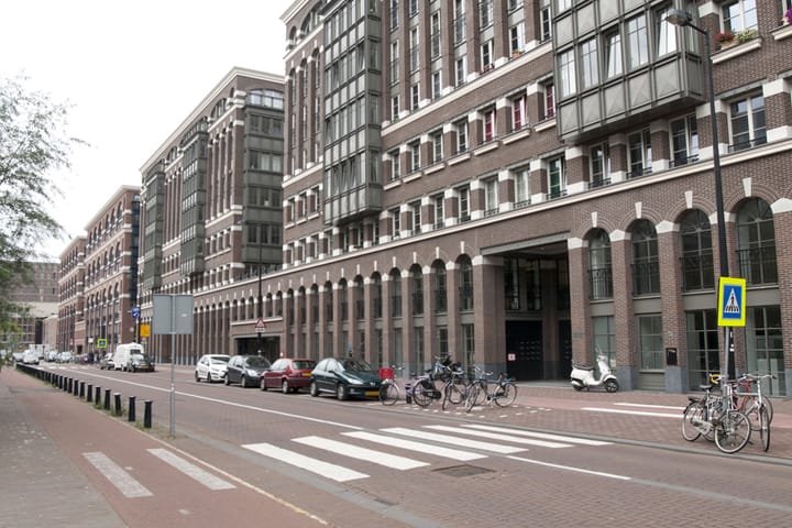 Oostelijke Handelskade 863 in Amsterdam