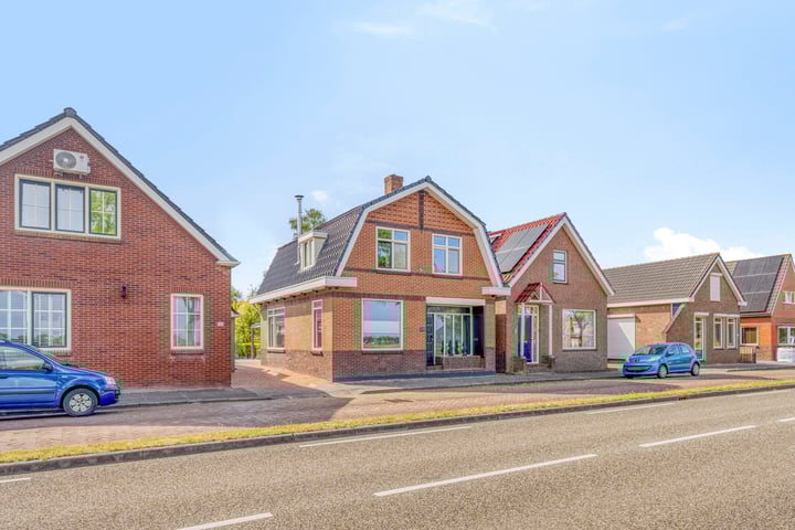 Oosterdiep WZ 115 in Emmer-Compascuum foto