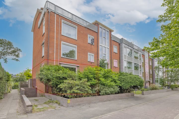 Oosterengweg 237 in Hilversum foto