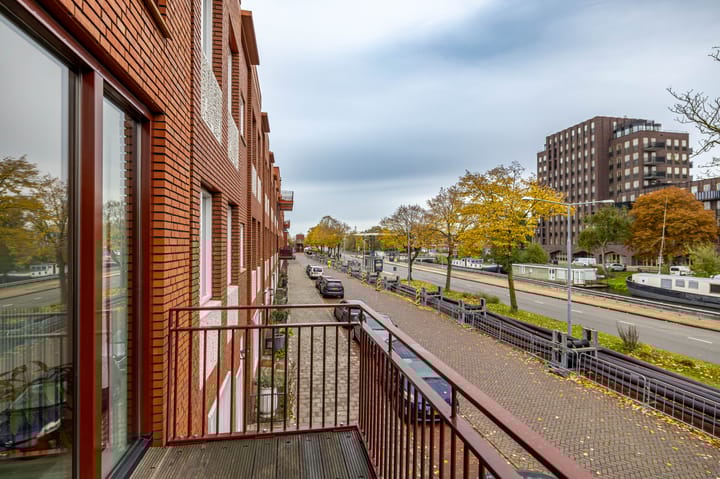 Oosterhamrikkade 102b in Groningen foto