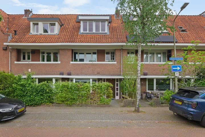 Oosterhoutlaan 36 in Amstelveen foto