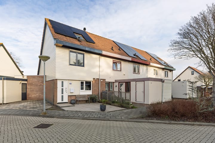 Oosterhoutstraat 45 in Almere