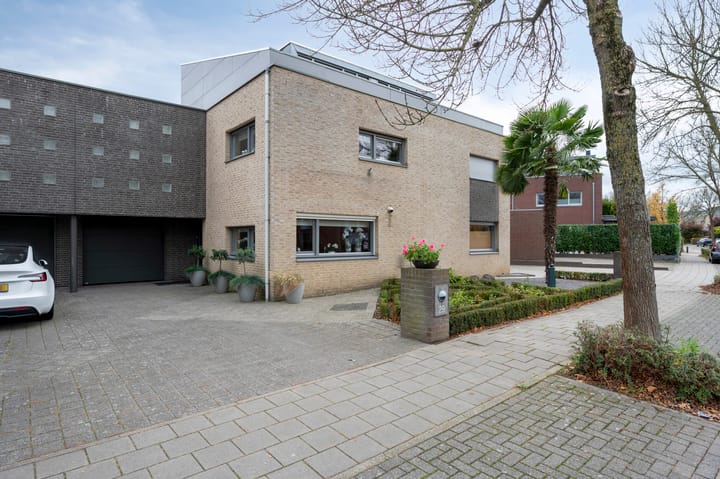 Oostermaasweg 29 in Maastricht foto