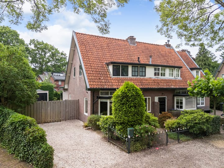 Oosterspoorlaan 17 in Hollandsche Rading foto