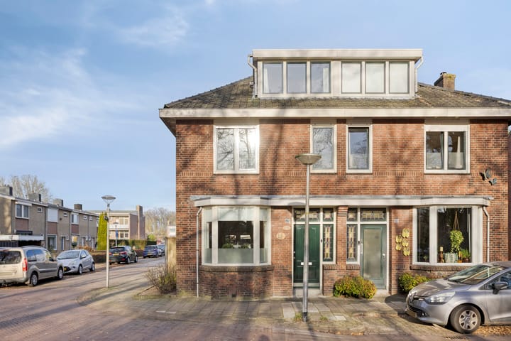 Oosterstraat 192 in Enschede foto