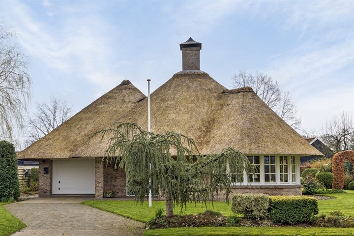 Ootmarsumseweg 348 in Reutum foto