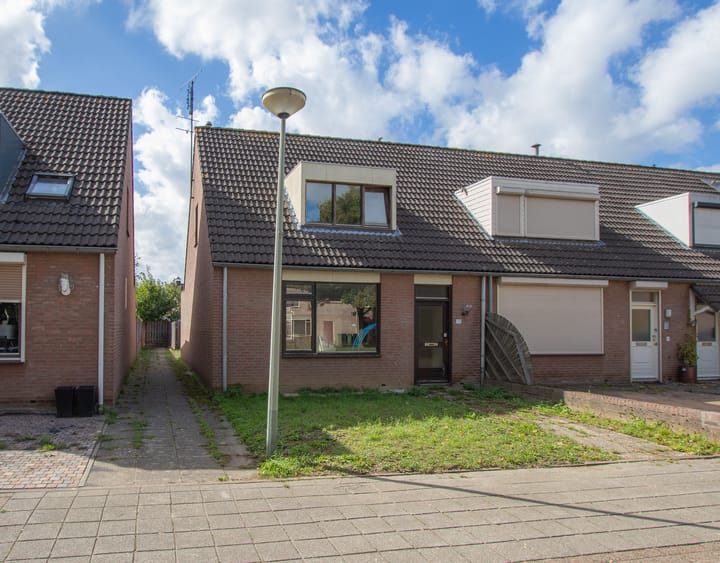 Op den Toum 77 in Haelen foto