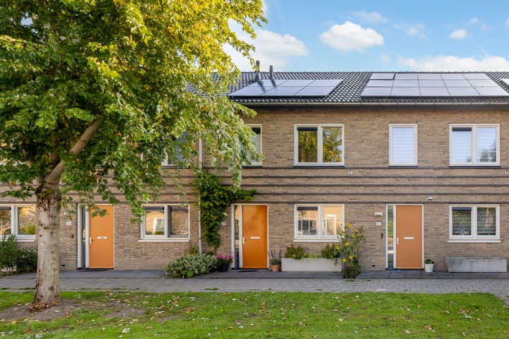 Operaweg 28 in Amersfoort foto