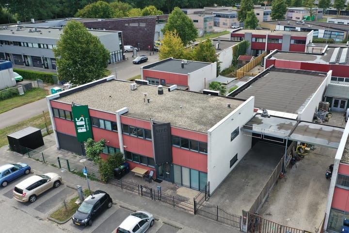 Operetteweg 108 in Almere foto