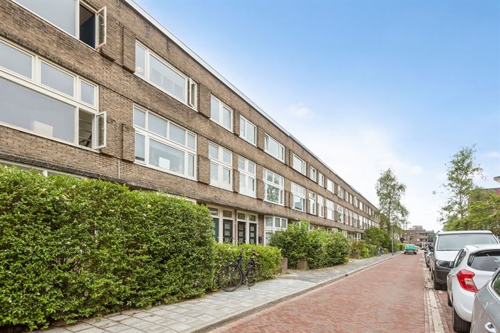 Oppenheimstraat 26a in Groningen foto