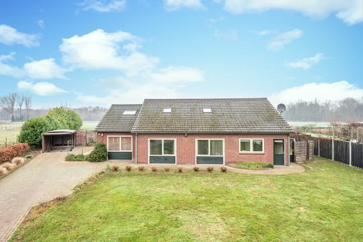 Opstal 6a in Aarle-Rixtel foto