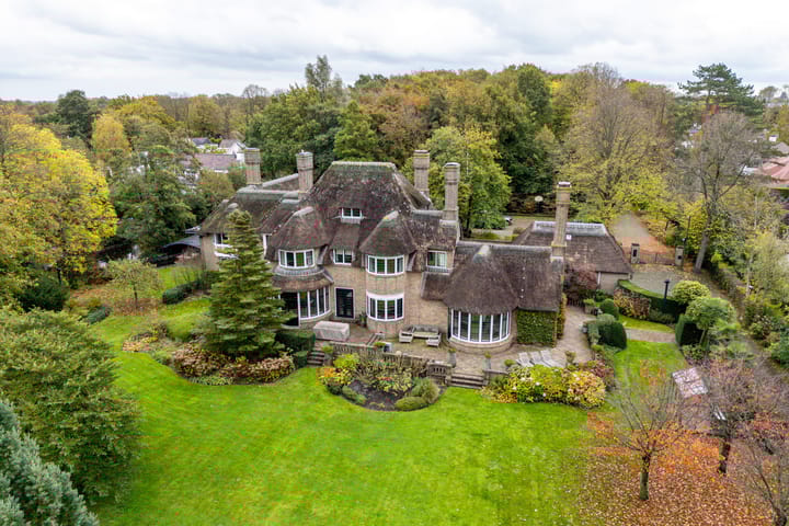 Oranje Nassaulaan 12 in Warmond foto