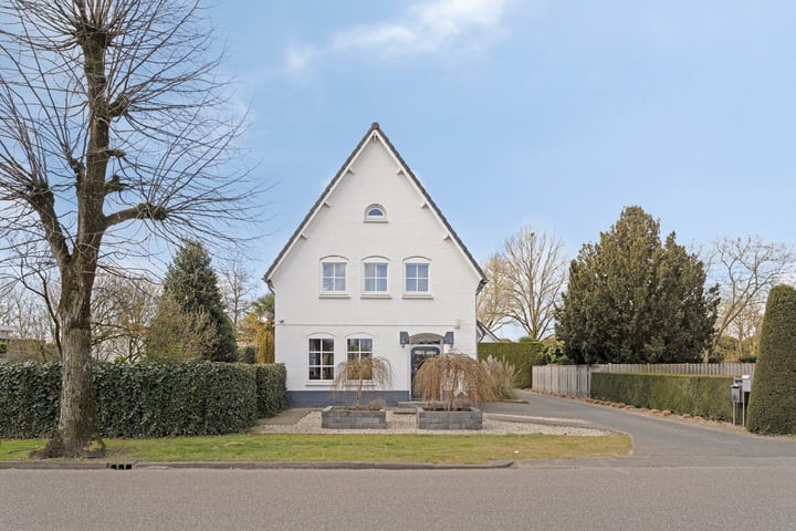 Oranje Nassaulaan 13 in Maarheeze foto