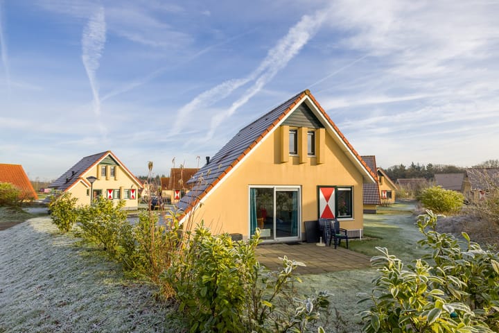 Oranjekanaal NZ 10-0026 in Wezuperbrug