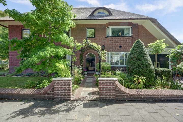 Oranjestraat 121 in Ridderkerk foto