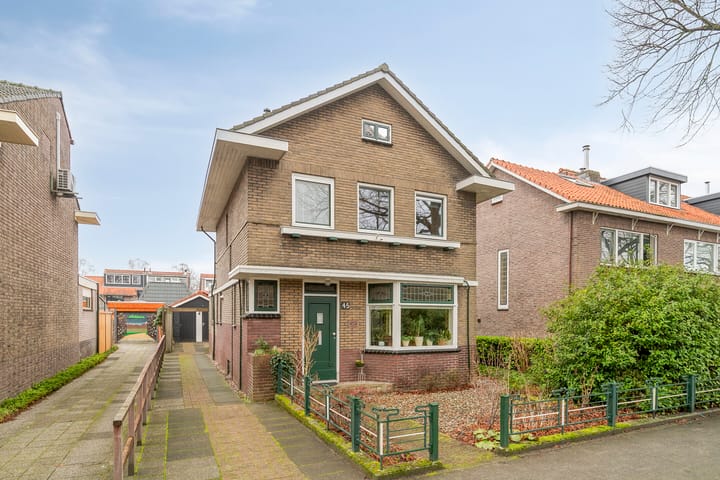 Oranjestraat 45 in Ridderkerk