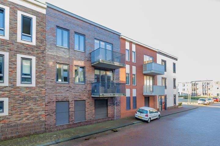 Foto van woning Oranjestraat 92, IJmuiden