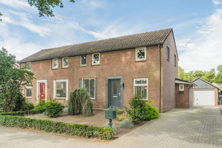 Oude Peelstraat 16 in Helenaveen foto