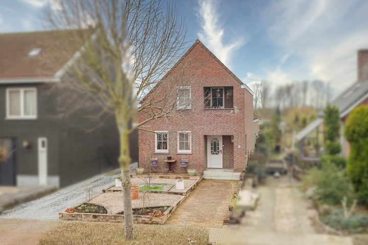 Oude Rijksweg Zuid 22 in Susteren foto