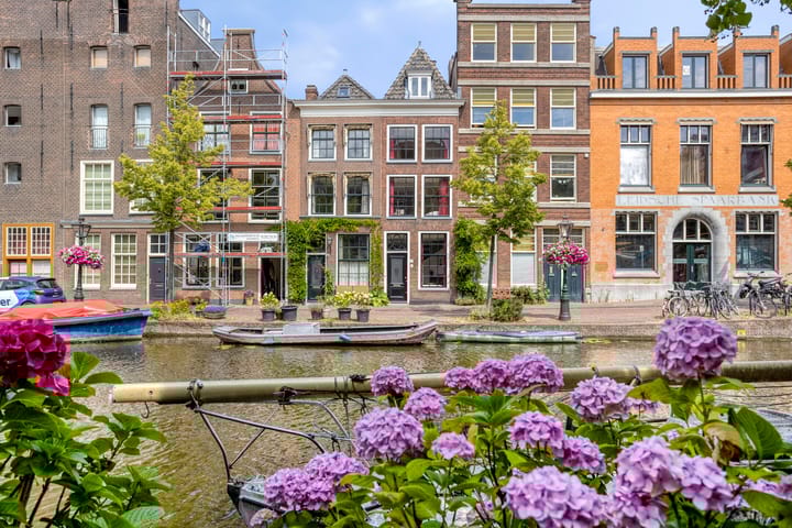 Oude Rijn 52 in Leiden foto