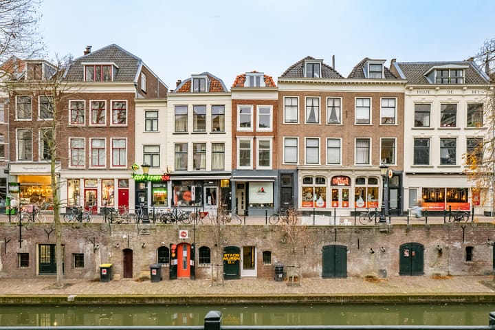 Oudegracht 212C in Utrecht foto