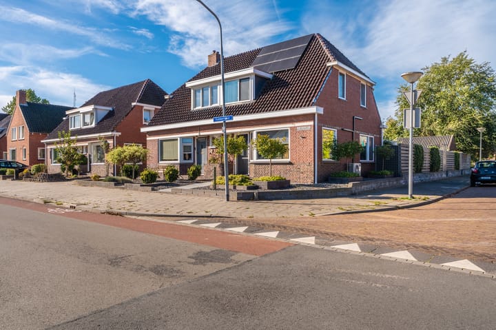 Oudewerfslaan 32 in Winschoten foto
