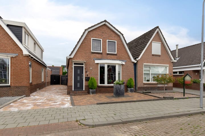 Oudewerfslaan 97 in Winschoten