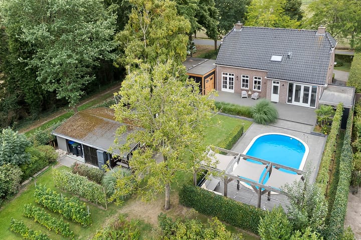 Oudlandweg 8a in Oudenbosch foto