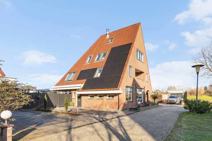 Oudshoornstraat 12 in Zoetermeer foto