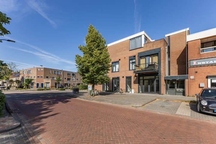 Overboslaan 18 in Beverwijk foto