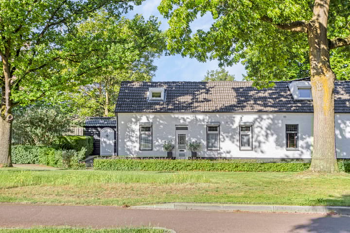 Overloonseweg 39 in Venray foto