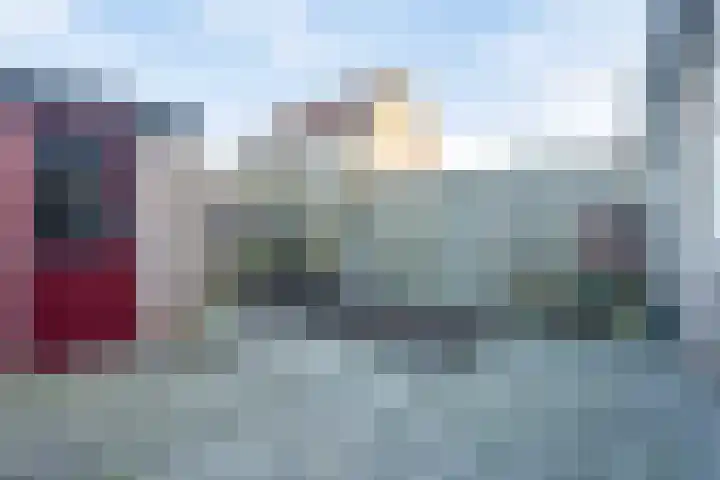 Overspoor 84 Helmond thumbnail 23