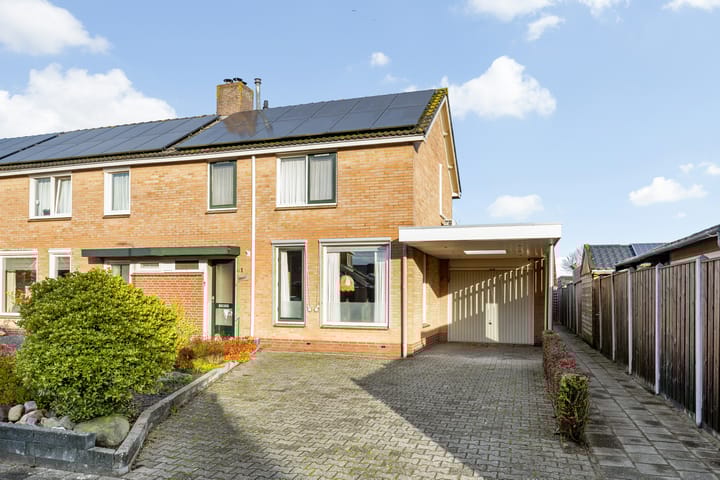 P.Buismanstraat 81 in Lemelerveld foto